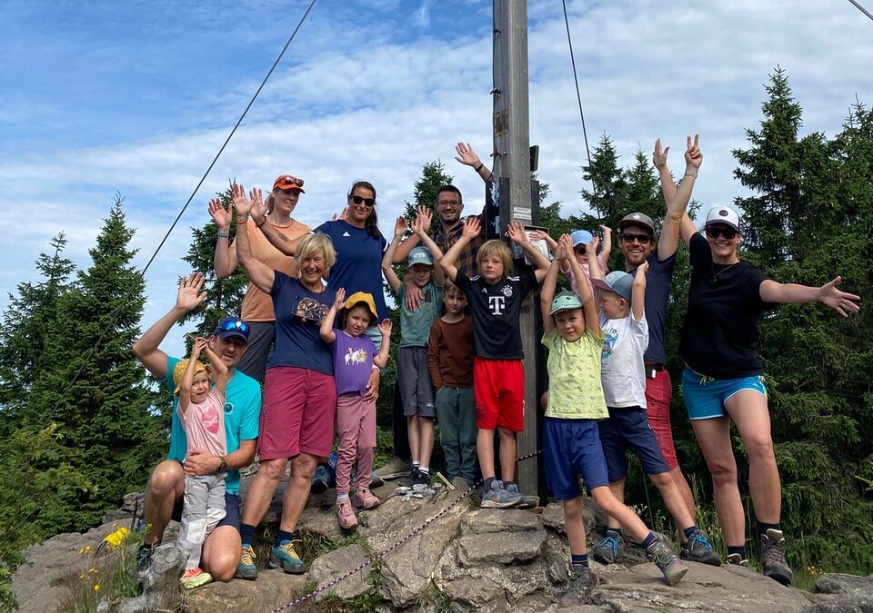 Mit der Familiengruppe auf der Chamer Hütte